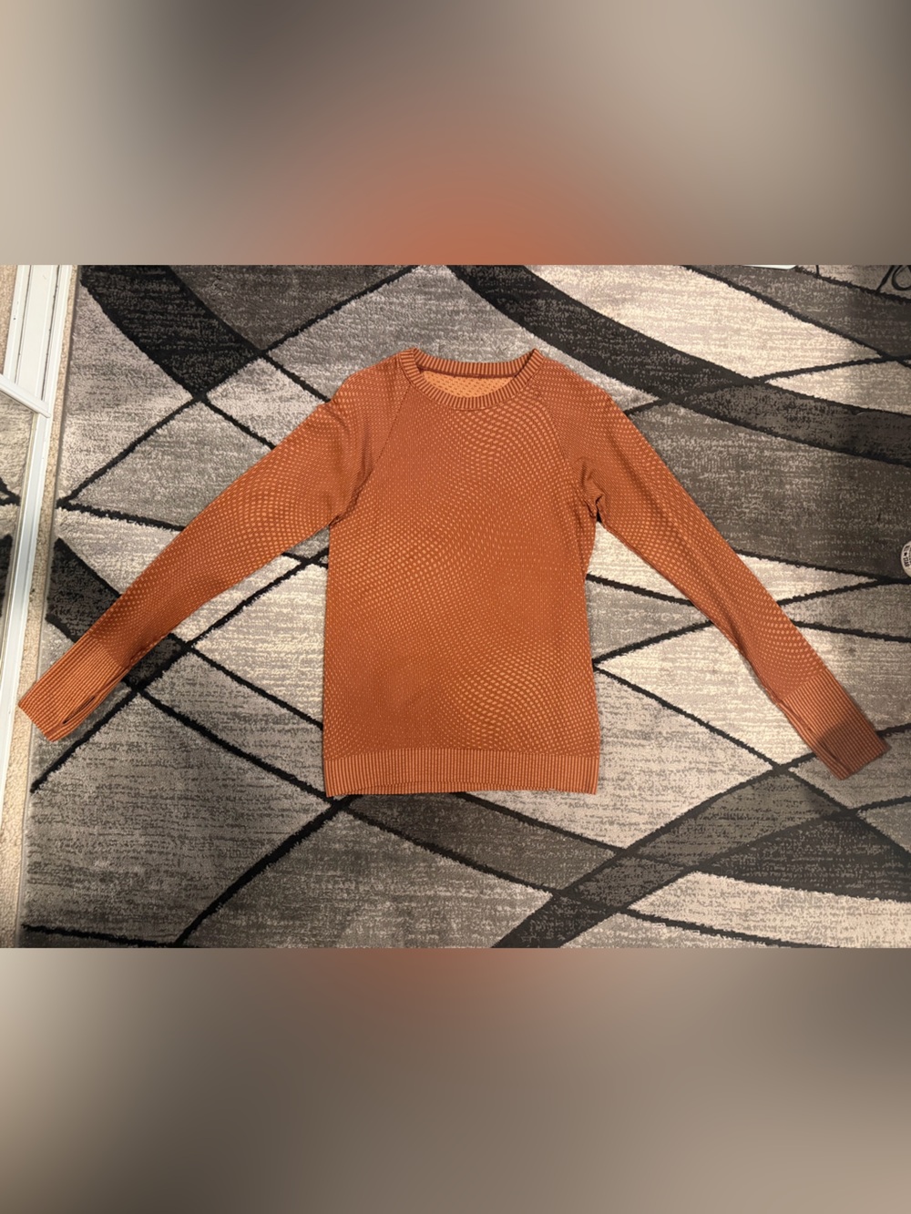 LULULEMON FITTED LONG SLEEVE